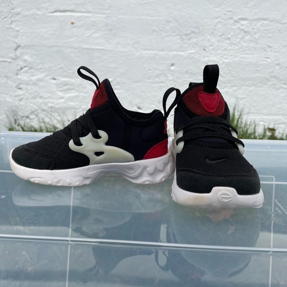 Nike Presto sneakers size 7C - Picture 3 of 6